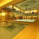 אתר נופש Dolina Charlotty Resort&spa סלאופסק