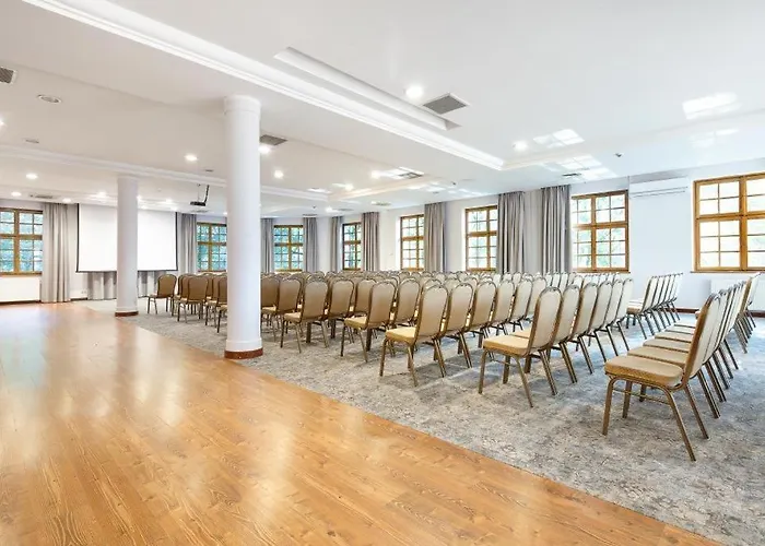 Dolina Charlotty Resort&spa Semesteranläggning (resort)